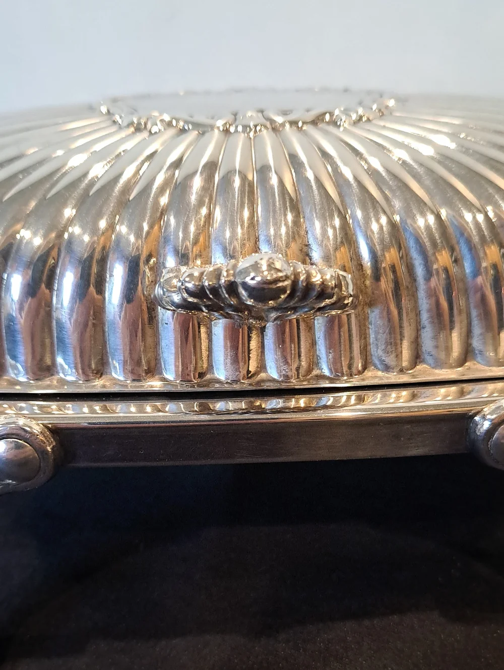 Vtg MCM Victorian Roll-Top Silver-Plated Butter Dis W/Glass Insert. VG Cond.